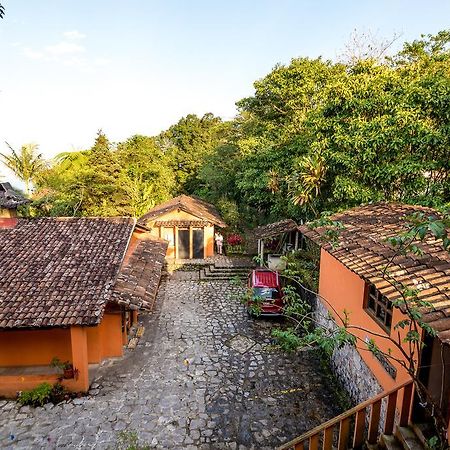 Hotel Taselotzin คูเอตซาลันเดลโปรเกรโซ ภายนอก รูปภาพ