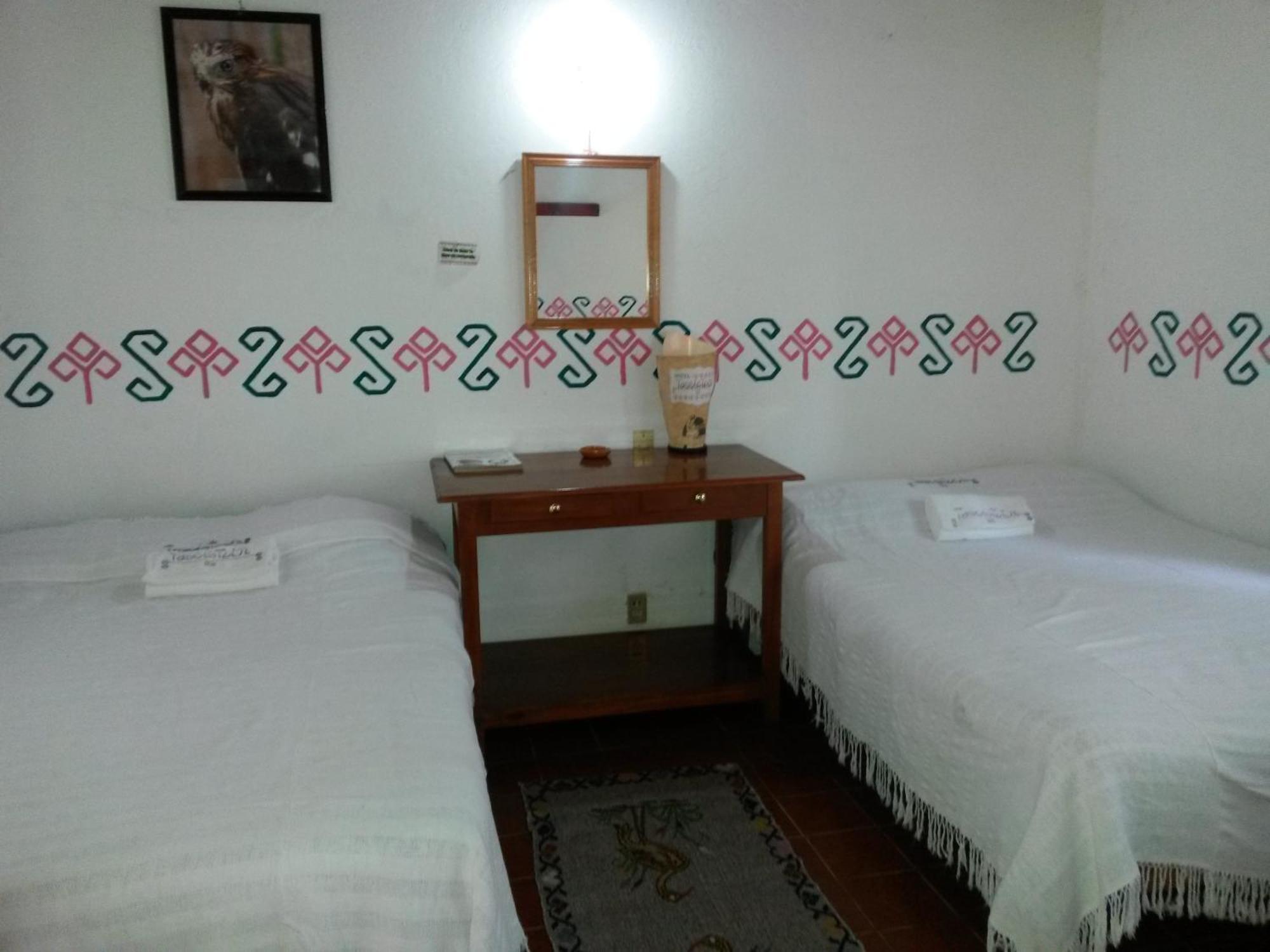 Hotel Taselotzin คูเอตซาลันเดลโปรเกรโซ ภายนอก รูปภาพ