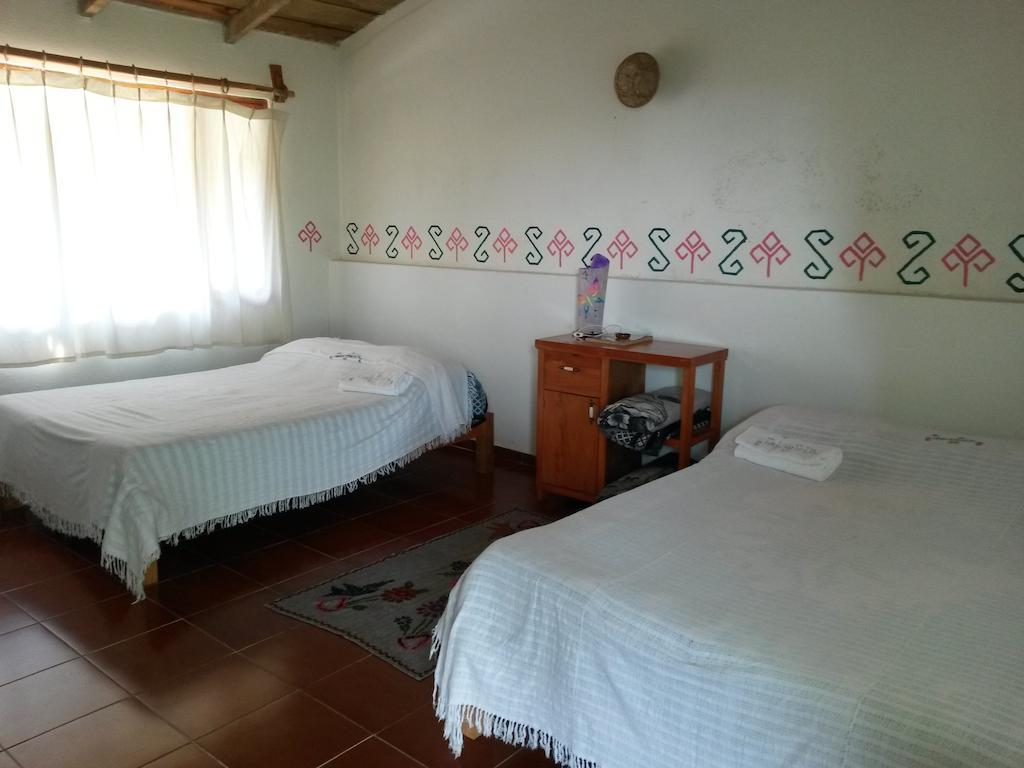 Hotel Taselotzin คูเอตซาลันเดลโปรเกรโซ ภายนอก รูปภาพ